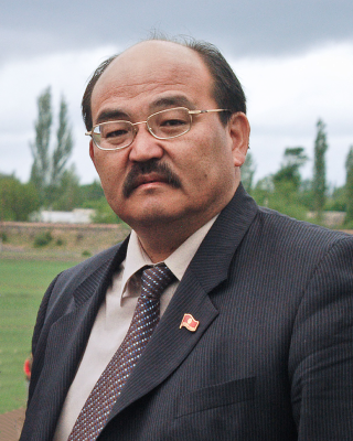 Дамир Осконбаев